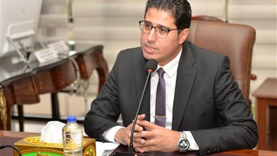 نائب محافظ الدقهلية يعقد اجتماعا بعدد من الجمعيات الأهلية