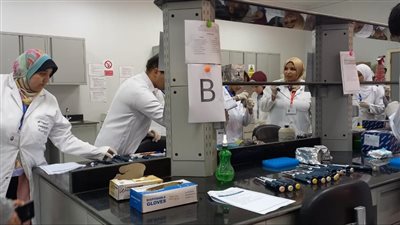 ورشة عمل للكشف عن طفرات الأورام السرطانية بجامعة القناة