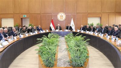 وزير التعليم العالي يتابع إنشاء 17 جامعة تكنولوجية جديدة