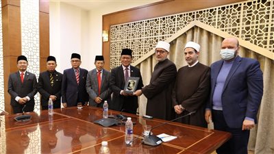 مفتي الجمهورية يستقبل وفدًا ماليزيًّا رفيع المستوى