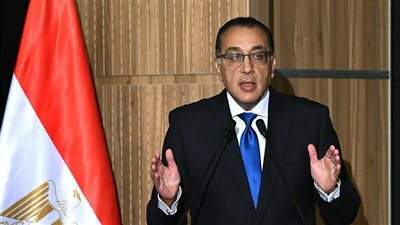 رئيس الوزراء يتفقد مشروع رفع كفاءة محطة تنقية مياه الشيخ زايد