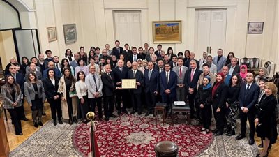 جامعة الجلالة تهنئ حسن حرب على فوزه بجائزة وزير الخارجية الياباني