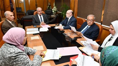 فوز باحثتين في مسابقة الأبحاث العلمية لخدمة المجتمع بجامعة القناة