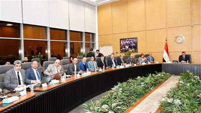 وزير الإسكان: توجيهات الرئيس تشدد على سرعة الانتهاء من المشروعات التي تمس حياة المواطنين