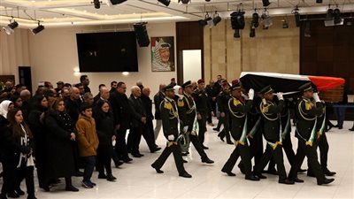 تشييع جثمان اللواء فؤاد الشوبكي المناضل الفلسطيني وأبرز المقربين لياسر عرفات