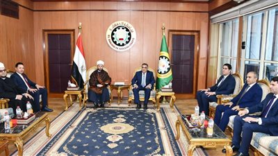 محافظ الدقهلية يستقبل وزير الأوقاف بديوان عام المحافظة