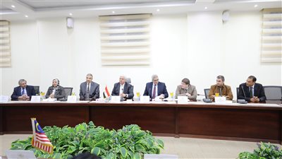وزير التعليم العالي يستقبل نظيره الماليزي 