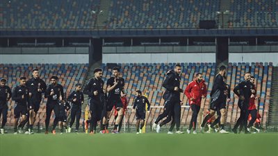 الأهلي يختتم مرانه استعدادًا لمباراة شباب بلوزداد الجزائري