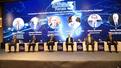 وزير التعليم العالي يشهد افتتاح المنتدى الاقتصادي لجامعة النهضة 