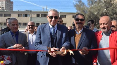 محافظ الغربية يفتتح أسواق اليوم الواحد بالمحلة الكبرى