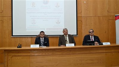 جامعة الفيوم تحتفل باليوم العالمي للغة العربية