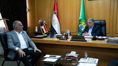 محافظ الإسماعيلية يستقبل رئيس جمعية المستثمرين الصناعيين لبحث عددًا من الموضوعات    