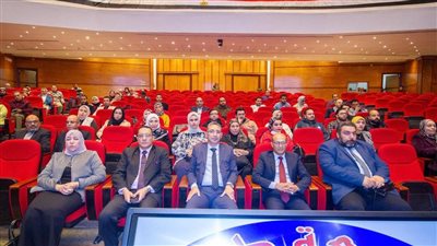 رئيس جامعة طنطا يشهد احتفالية علوم طنطا لتخريج الدفعة 51 و52