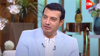 إيهاب توفيق: فكرت في تسجيل الأذان بصوتي بسبب نزعتي الدينية (فيديو)