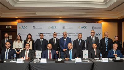 الإمارات دبي الوطني يمول الإنشاءات العربية  2.5 مليار جنيه 