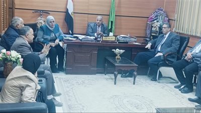 قبيصي يعقد إجتماعاً  لإنهاء استعدادات الفيوم لامتحانات الشهادة الإعدادية  