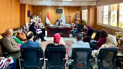 وكيل صحة الإسكندرية تناقش الوضع الحالي لمنشآت الرعاية الأولية 
