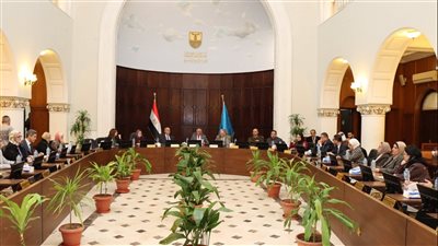 مجلس جامعة الإسكندرية يوافق علي اتفاقيات جديدة 