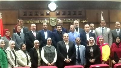 ختام فعاليات الدبلوم المهني لإعداد القادة الثقافيين بحضور د.منال علام