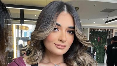 ملك زاهر تطل بلون الحب وتثير حيرة جمهورها بحقيقة ارتباطها (تفاصيل وصور)