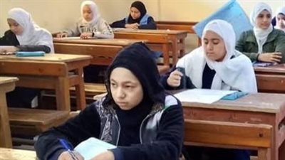 طلاب النقل الإعدادي يبدأون امتحانات المهام الأدائية بمدارس الإسماعيلية