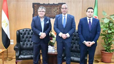محافظ الفيوم يستقبل سفير البوسنة والهرسك بالقاهرة لبحث سبل التعاون المشترك