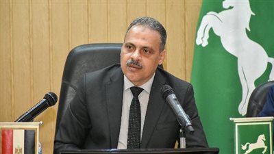 الأشموني يشيد بجهود صحة الشرقية بمركز الخدمات الطارئة 