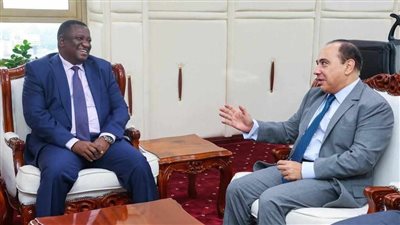 سفير مصر فى كينيا يبحث مع وزير الاستثمار تعزيز التبادل التجارى