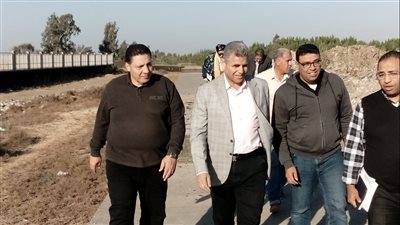 لجنة لمتابعة الأعمال الجارية بالمنطقة اللوجستية بطريق رافد جمصة