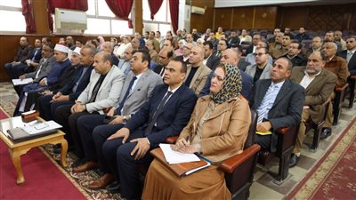 تنفيذى كفر الشيخ يناقش عددًا من الموضوعات والقرارات الخدمية والتنموية