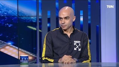 محمد صلاح: عدم تعيين خبير أجنبي للحكام علامة استفهام