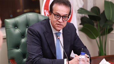 بحث توطين صناعة الأجهزة الطبية وتعزيز التعاون مع شركة سنجاري