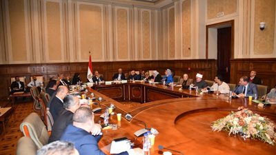 محافظ البحيرة تشارك في اجتماع لجنة الإدارة المحلية بمجلس النواب 
