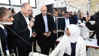 وزيرا  التعليم والعمل يوجهان بتدريبات لطلاب مدرسة قفط جنوب قنا 