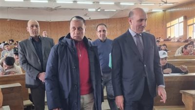 جامعة الزقازيق تناقش الخطة الاستثمارية لتطوير المدن الجامعية