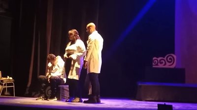 استدعاء ولي أمر في عروض نوادي المسرح بالإسكندرية