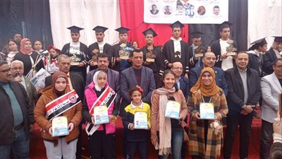 وكيل تعليم سوهاج يشهد حفل الأنشطة وتكريم أوائل الشهادة الإعدادية