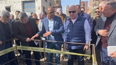 نائب وزير الإسكان يتابع الموقف التنفيذي لعدد من مشروعات الصرف الصحي بدمياط 