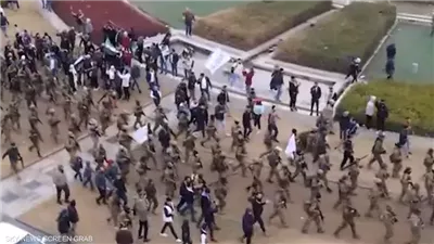  أول استعراض عسكري في دمشق بعد سقوط الأسد