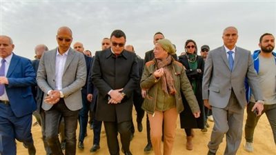 وزير الإسكان: مشروع تدوير مخلفات البناء والهدم يحقق الحفاظ على الثروة العقارية