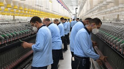 مدبولي يتفقد شركة مصر للغزل والنسيج ومنطقة المصانع القديمة بالمحلة الكُبرى