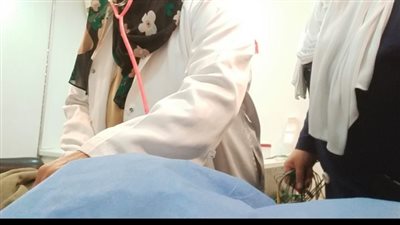 2300 مريض يستفيدون من خدمات القافلة الطبية بقرية نايف عماد 