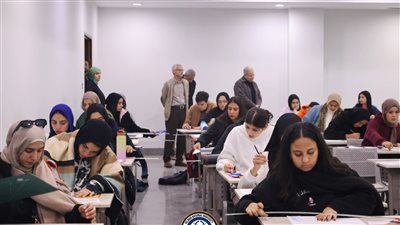 انتظام أول أيام اختبارات منتصف العام في جامعة حلوان الأهلية