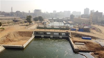 الري تستعرض الموقف التنفيذي لمشروع إنشاء مجموعة قناطر ديروط الجديدة