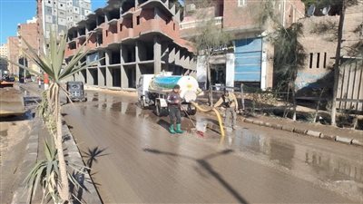  إحلال وتجديد خط مياه شرب بالرياض ورفع مياه الأمطار