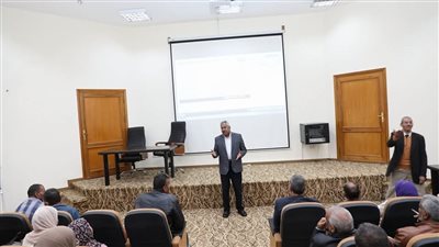 سكرتير عام البحر الأحمر يشهد فعاليات الدورة التدريبية