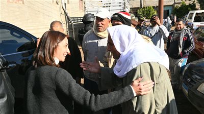 محافظ البحيرة تتفقد قرية فيشا بالمحمودية 