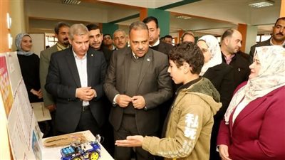 محافظ الشرقية للطلاب المبتكرين: أنتم اللبنة الأساسية لتنمية وبناء المجتمع 