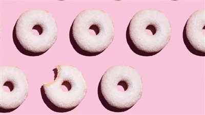 أضرار الإفراط في تناول السكر .. الكميات المسموح بها