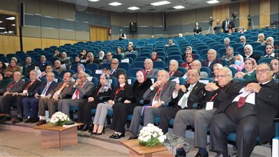 مدحت العدل في ضيافة مركز الحرية للإبداع بالإسكندرية